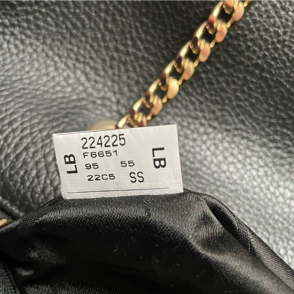 EUC FURLA HANDBAG BLACK - Picture 7 of 11